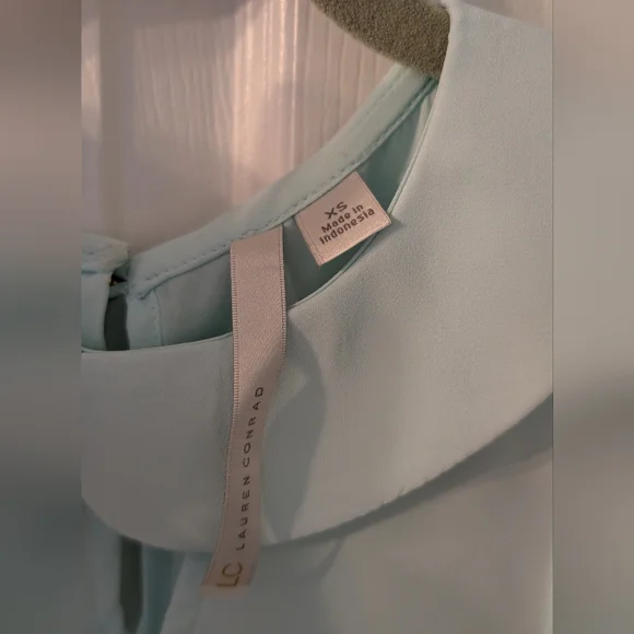 LC Lauren Conrad Mint Green Sleeveless Blouse - Picture 5 of 5